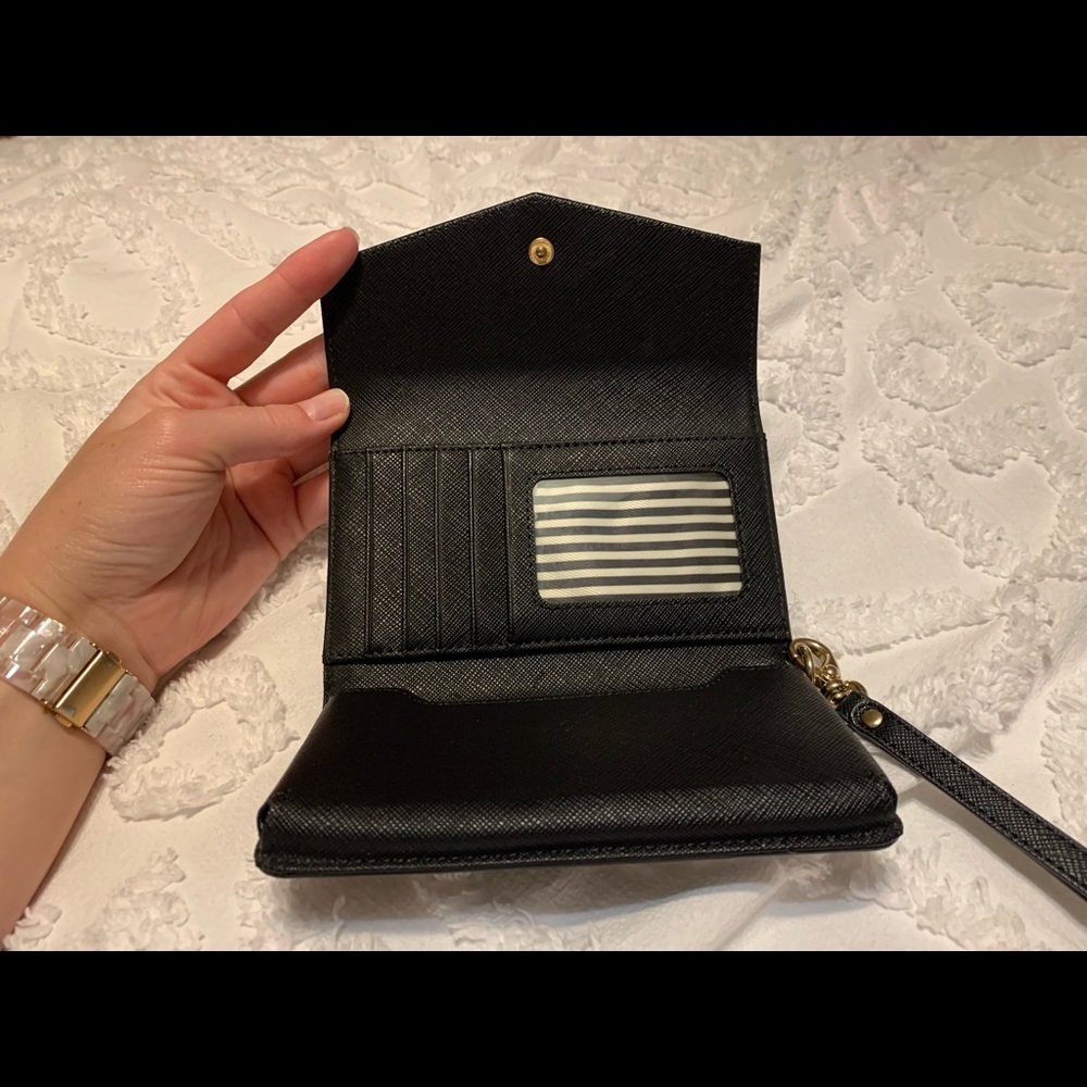 Kate Spade Wristlet - Picture 6 of 7